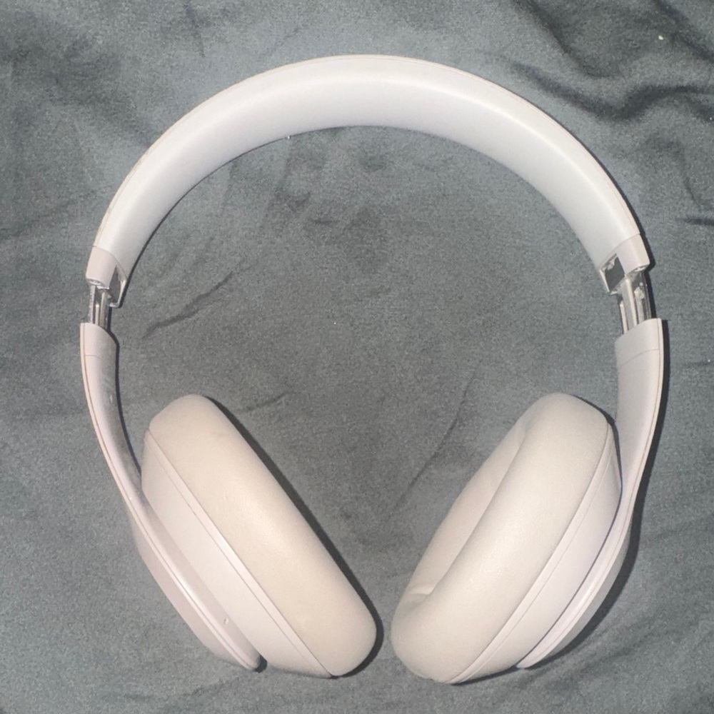 Beats by Dre Over-Ear Headphones - White